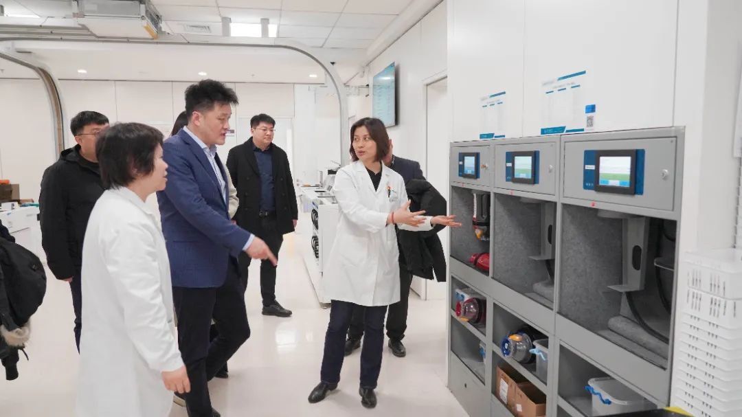 37000vip威尼斯基因与南医大四附院签约打造“党建引领健康联盟”