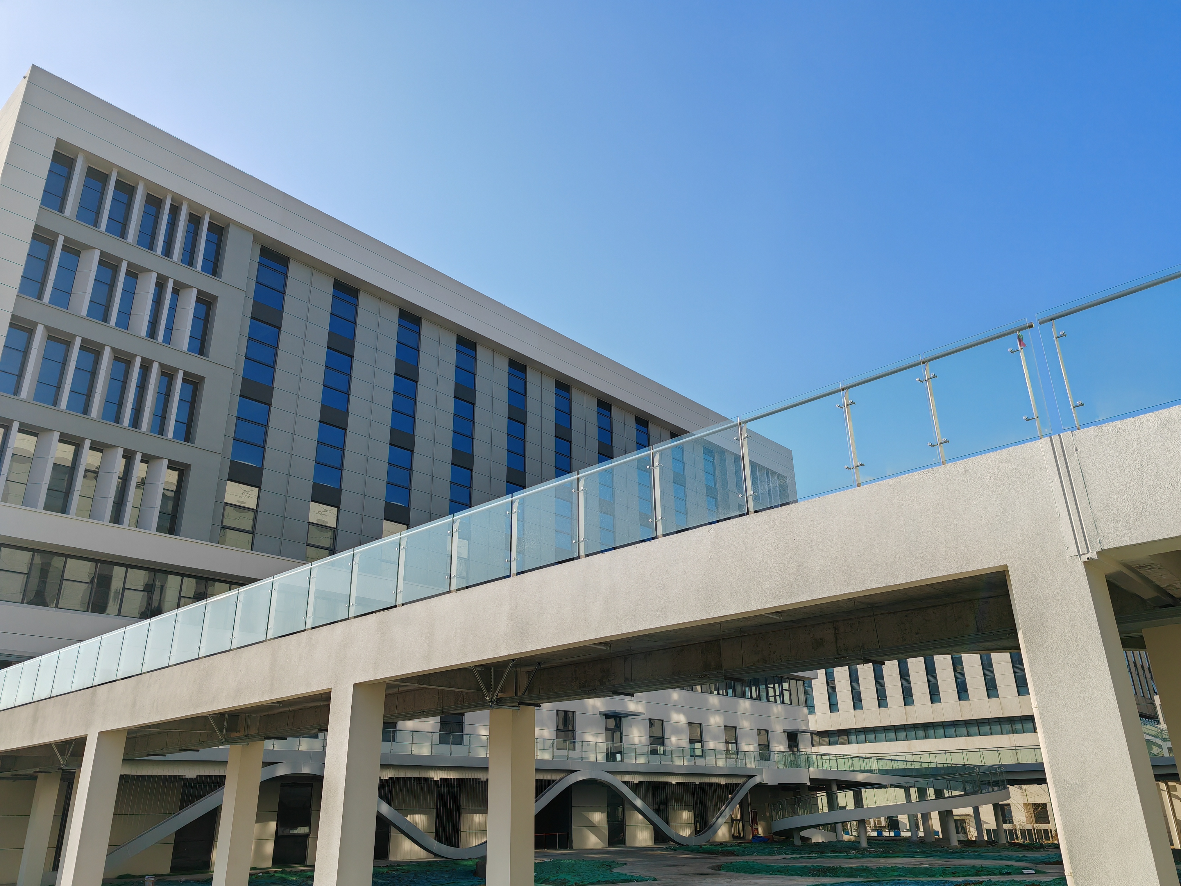 37000vip威尼斯总部大楼