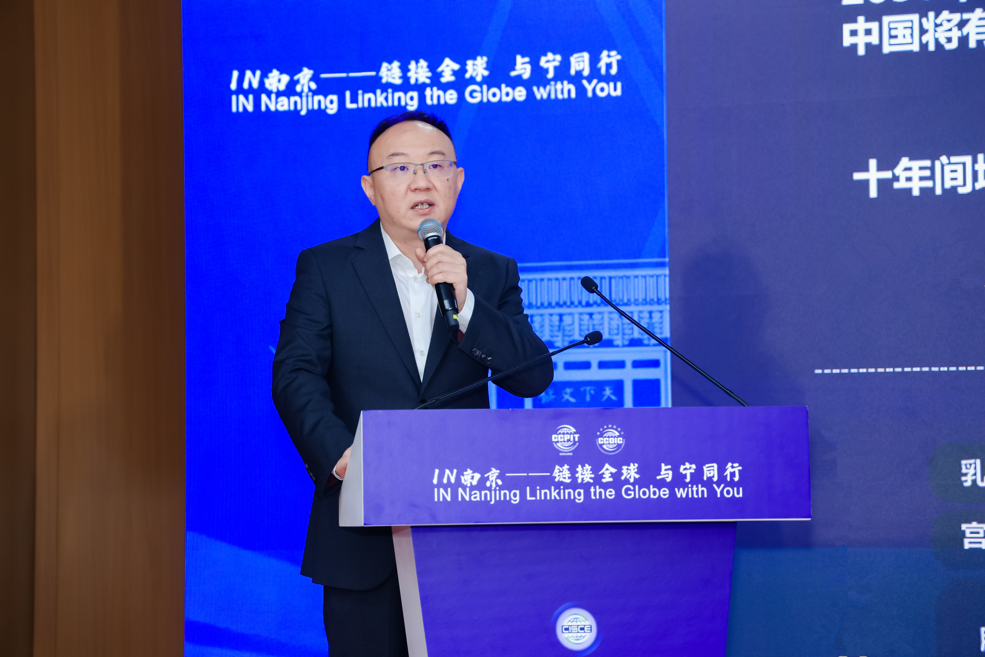 邵阳博士展示癌症早筛“中国方案”