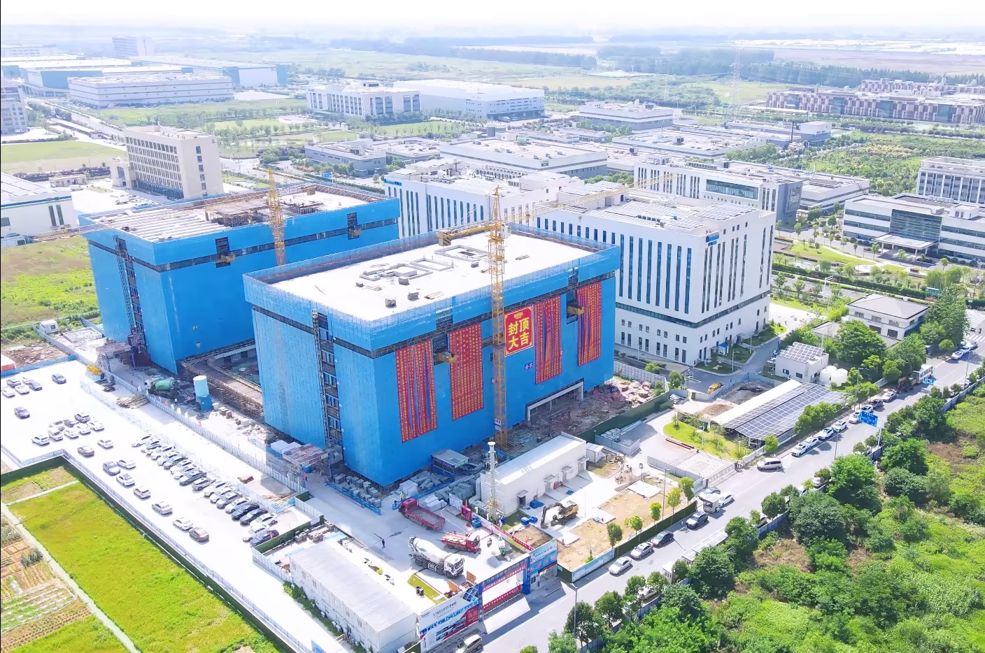 b8688cb9-b04b-4bc0-a51c-c33ab6ea038f