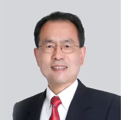 石明 和黄医药研发负责人、首席医学官