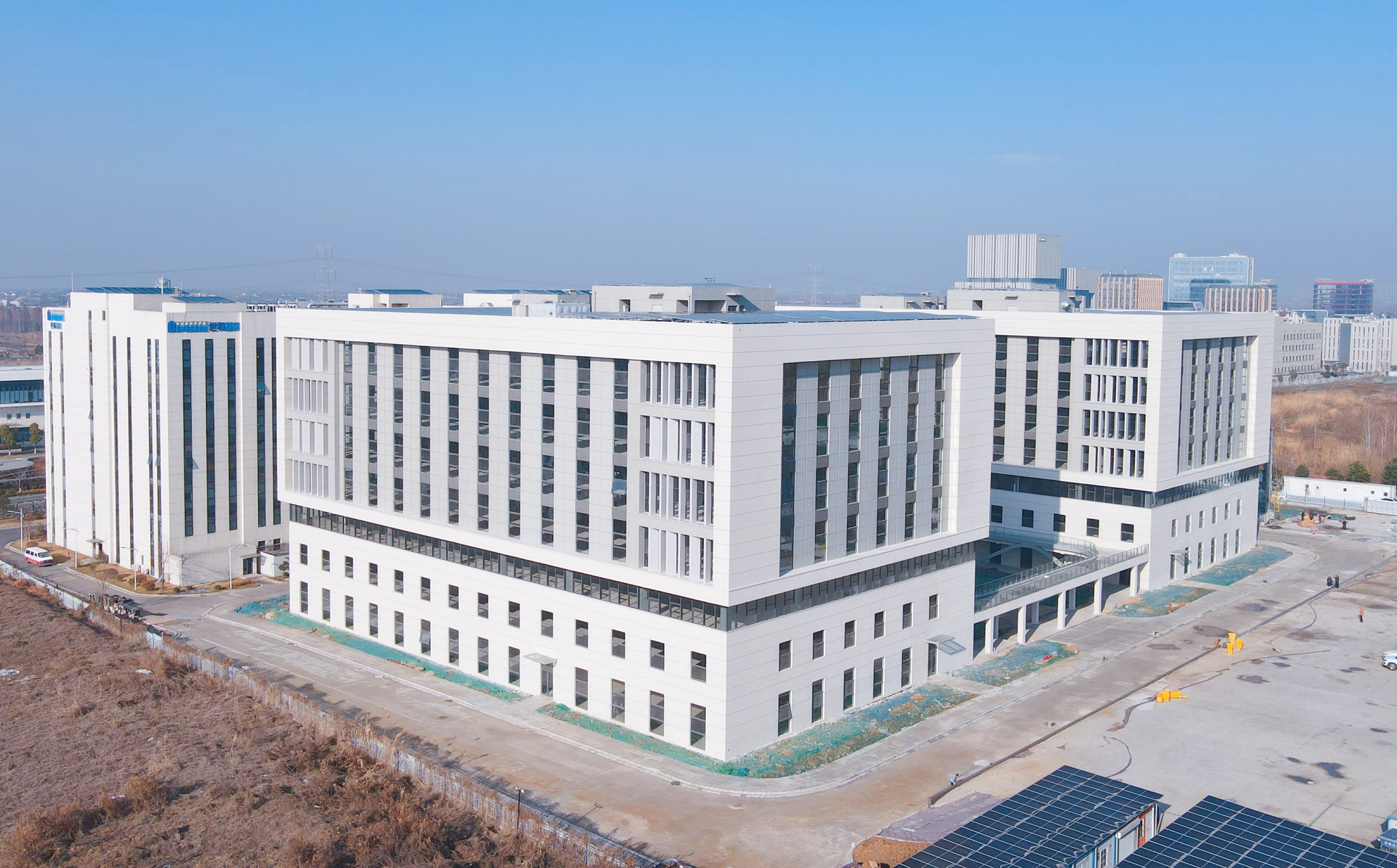 37000vip威尼斯总部大楼